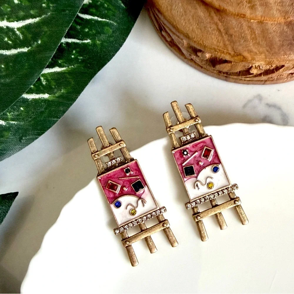 Artist’s Easel Painting Enamel Earrings Stone Vintage Style Antiqued Gold NEW